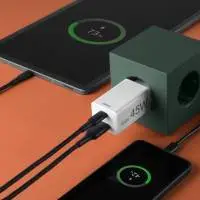 HAMA Бързо мини зарядно, 45 W, 1x USB-C - 1x USB-A, PD, бяло