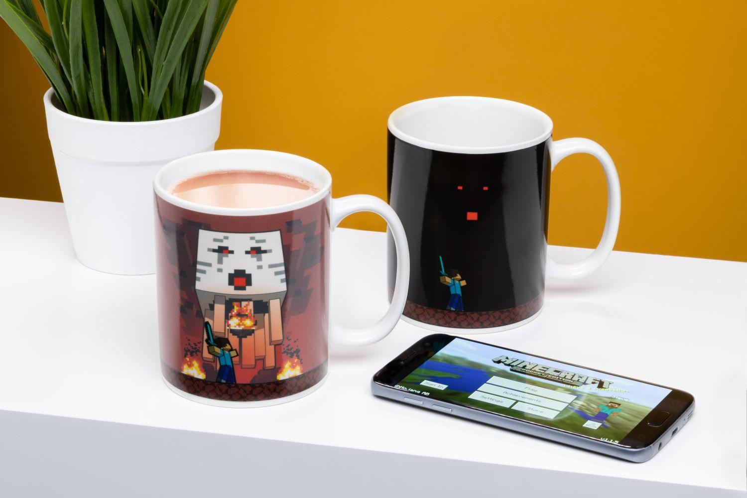 Чаша с термо ефект Paladone Minecraft Nether Heat Change Mug, PP10590MCF