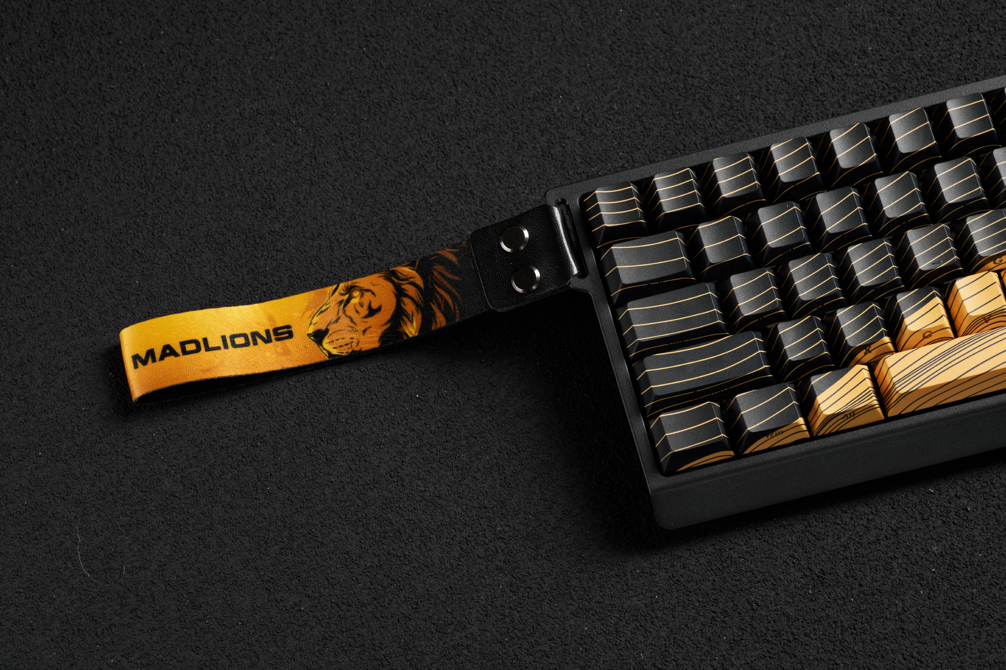 Геймърска механична клавиатура Madlions MAD 68 HE Contour Flagship - 8K, Gateron Jade Pro [Linear]