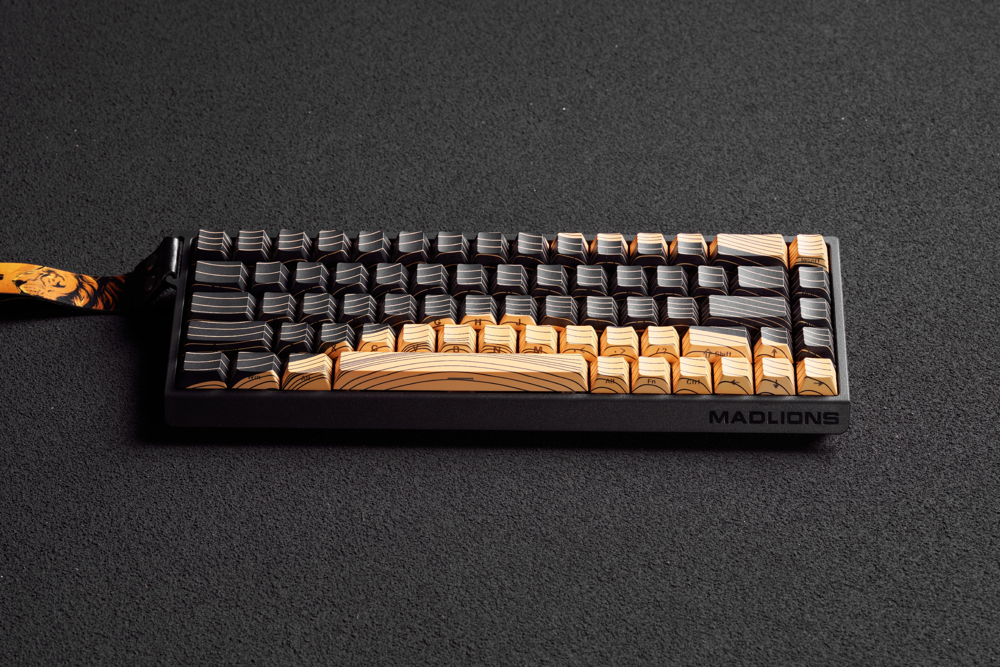 Геймърска механична клавиатура Madlions MAD 68 HE Contour Flagship - 8K, Magnetic Amber Pro [Linear]