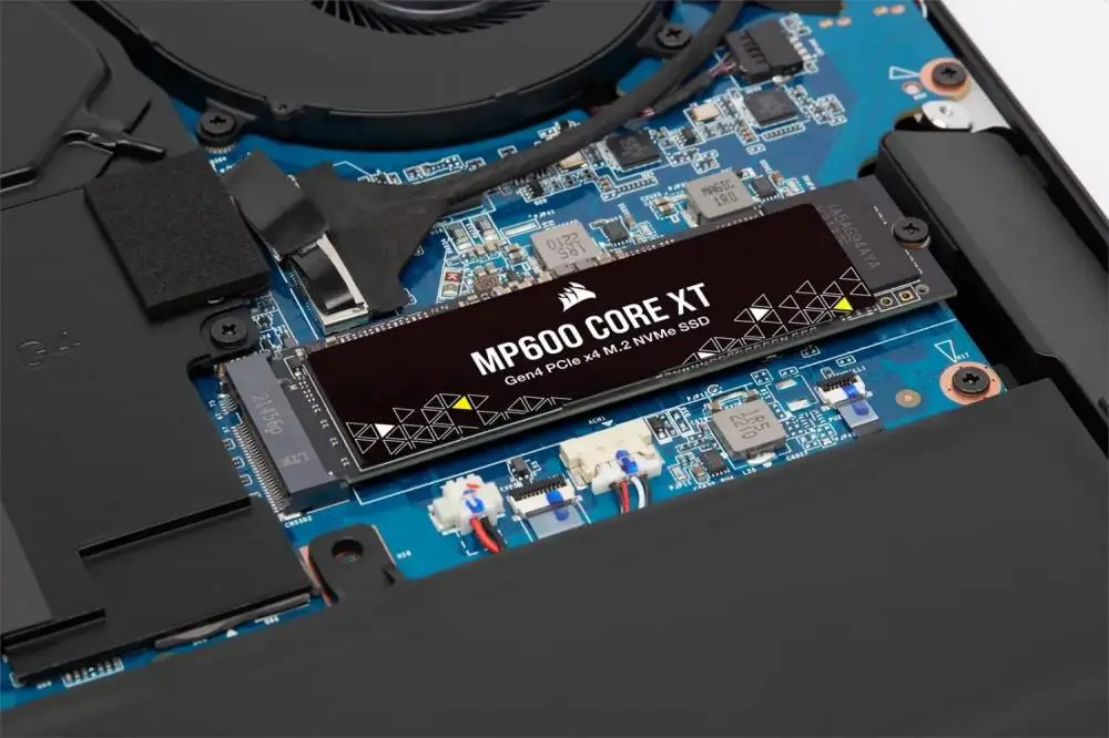 Диск SSD Corsair Force MP600 Core XT 2TB M.2 2280 NVMe PCIe Gen4x4 - CSSD-F2000GBMP600CXTR2
