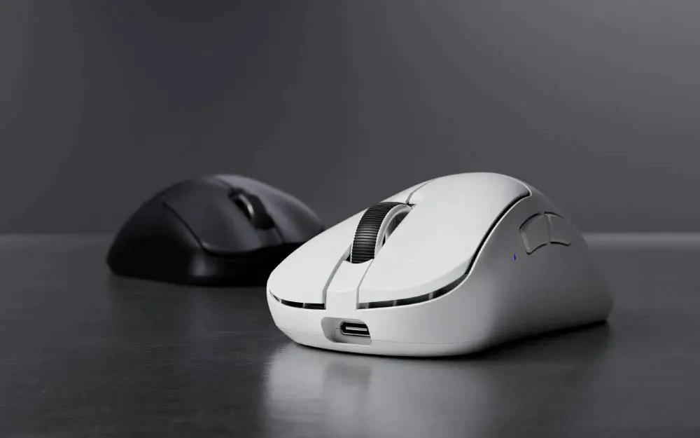 Геймръска мишка Pulsar Xlite v4 Size3 White - 1K (8K compatible)
