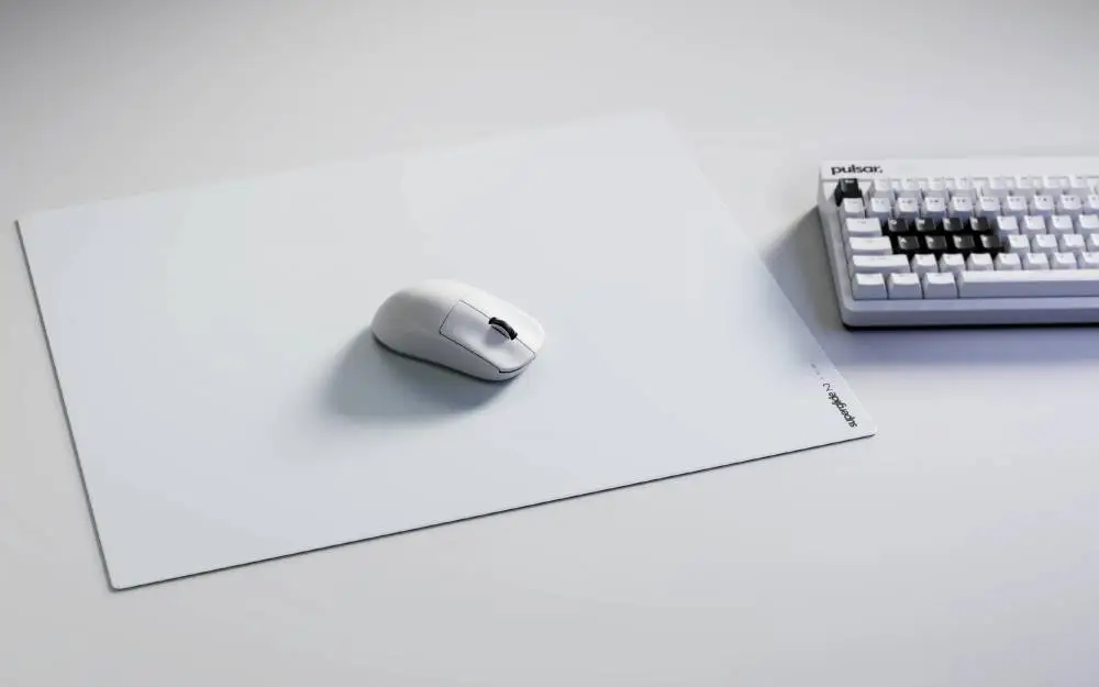 Superglide професионален стъклен геймърски пад за мишка Gaming Glass Mousepad Superglide Pad v2 XL White - 490 x 420 mm
