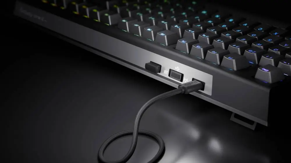 Геймърска механична клавиатура Ducky One X Wireless White - Ducky AI Switches [Linear], Bluetooth, 2.4