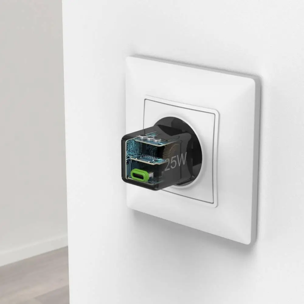 HAMA Бързо мини зарядно 220V, USB-C, PD/Qualcomm, 25 W, черен