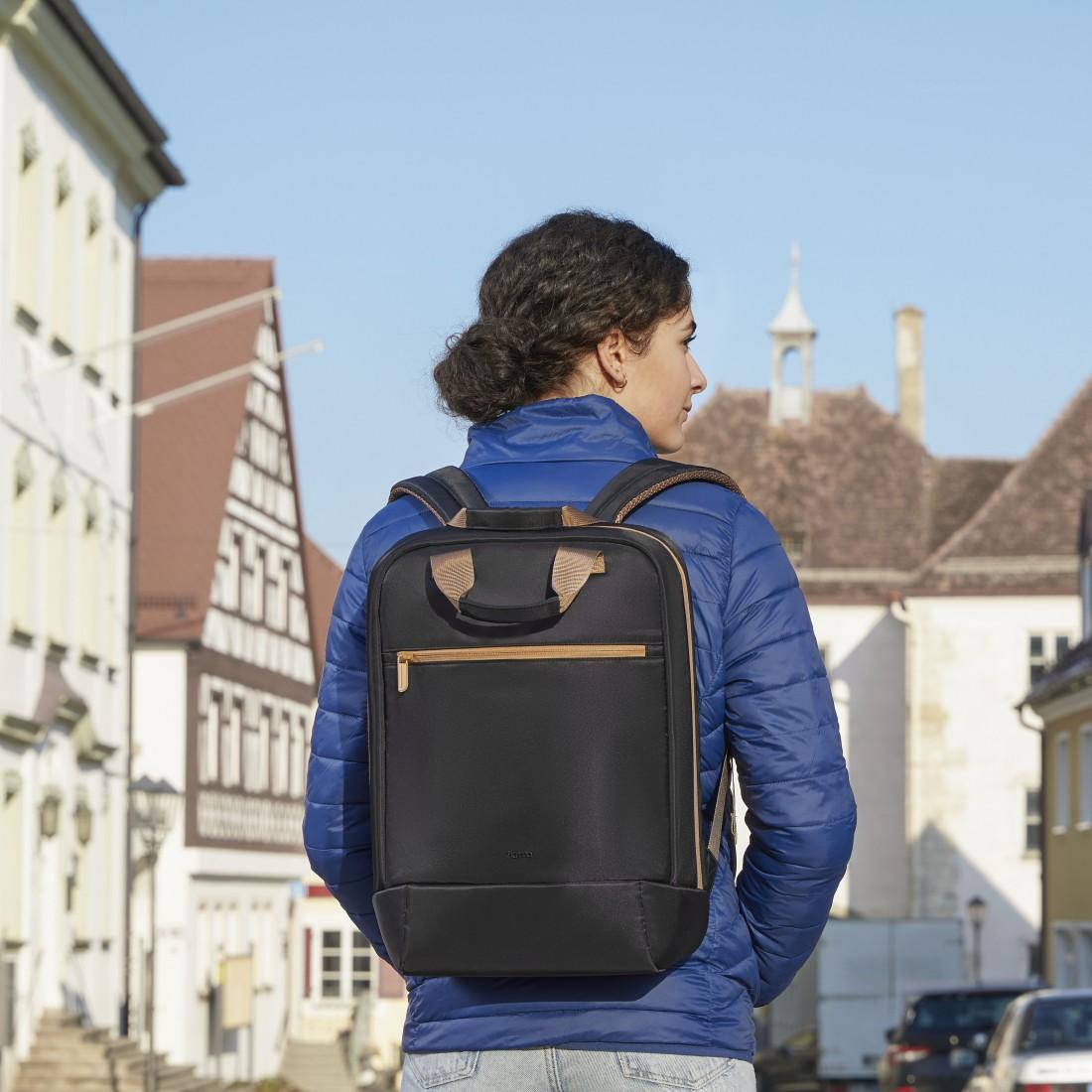 HAMA Раница за лаптоп "Ultra Lightweight", до 41 см (16,2"), черно с кафяво