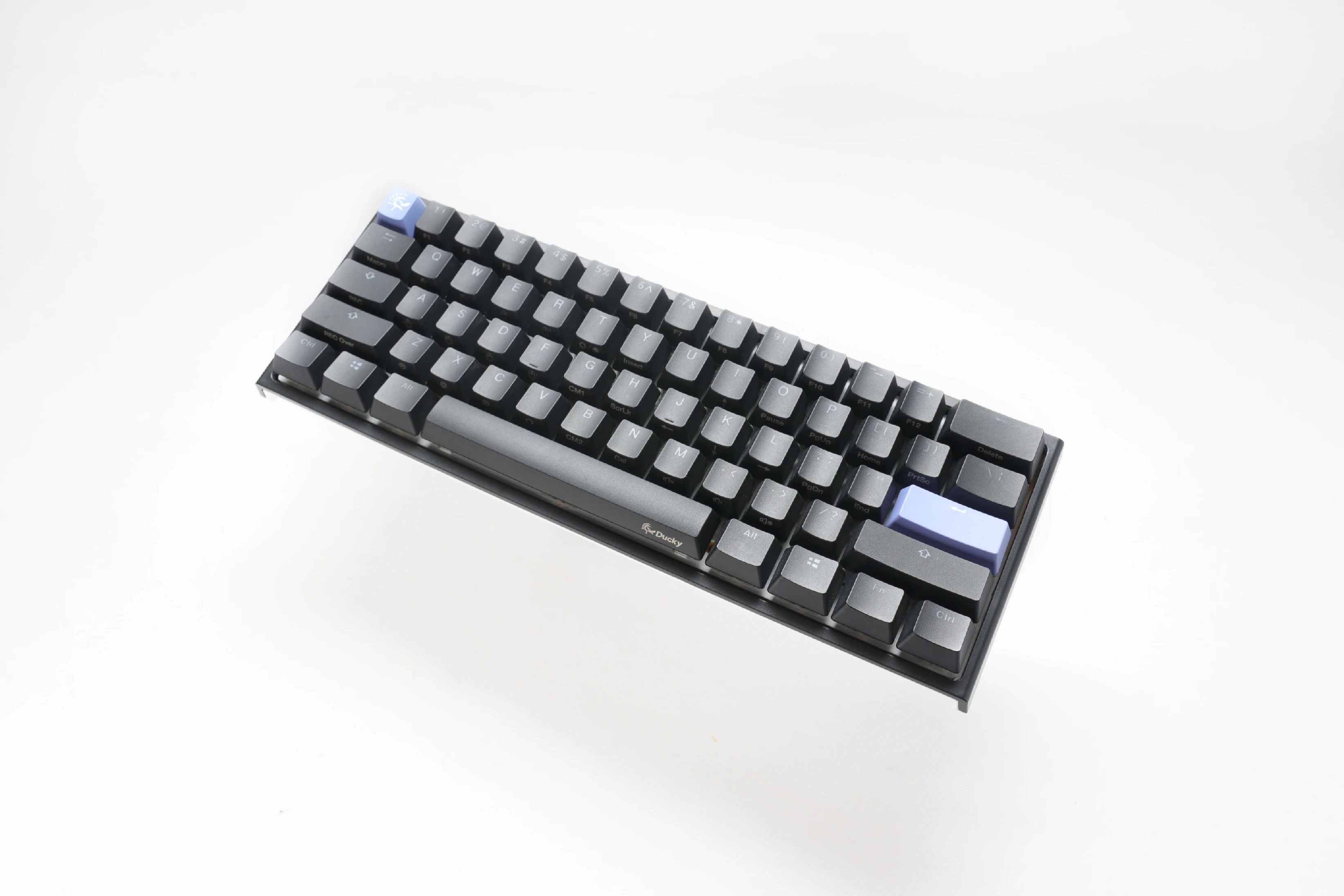 Ducky професионална геймърска механична клавиатура Professional Gaming Mechanical Keyboard One 2 Pro Mini - Kailh Box Brown Switches [Tactile]