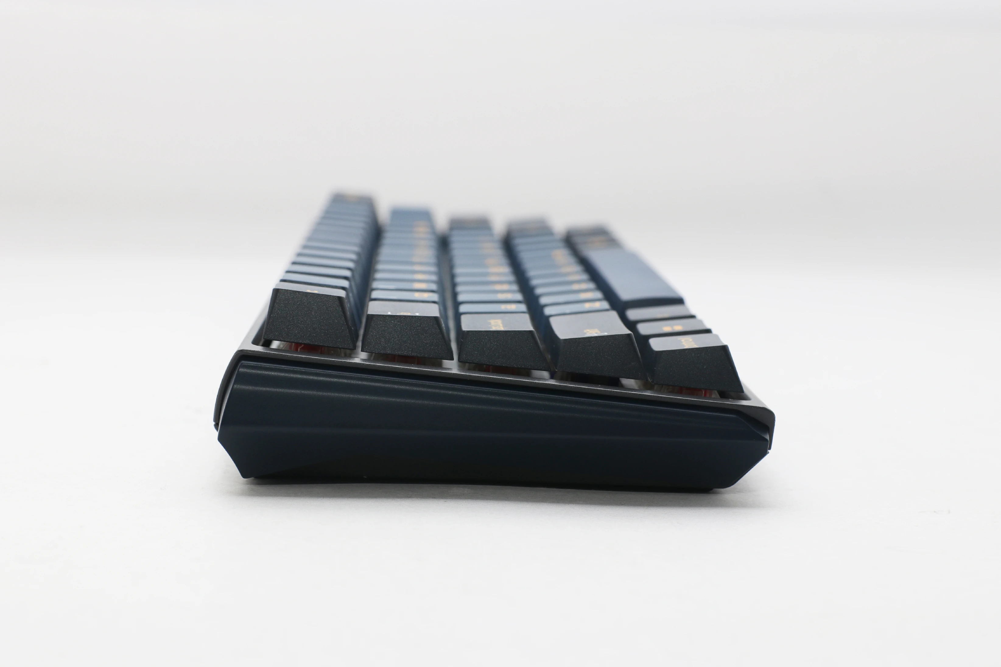 Ducky професионална геймърска механична клавиатура Professional Gaming Mechanical Keyboard One 3 Pro Mini Nazca Line - 8K, Cherry MX2A RGB Brown [Tactile]