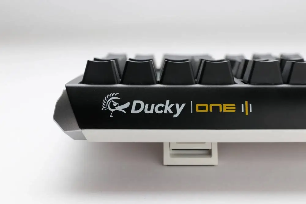 Ducky професионална геймърска механична клавиатура Professional Gaming Mechanical Keyboard One 3 Classic - Cherry MX RGB Brown Switches [Tactile]