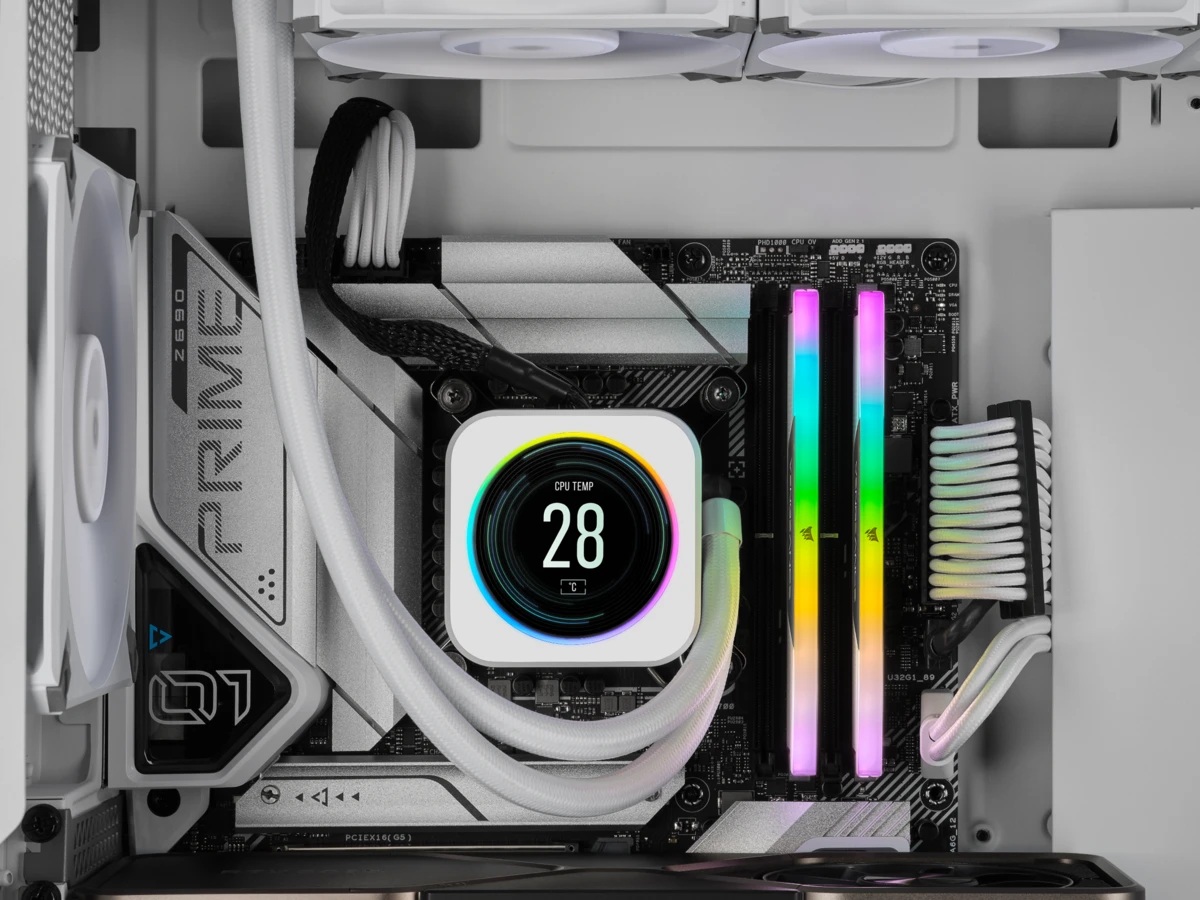 Памет Corsair Vengeance RGB White 32GB (2x16GB) DDR5 6000MHz CL30 EXPO/XMP - CMH32GX5M2B6000Z30W