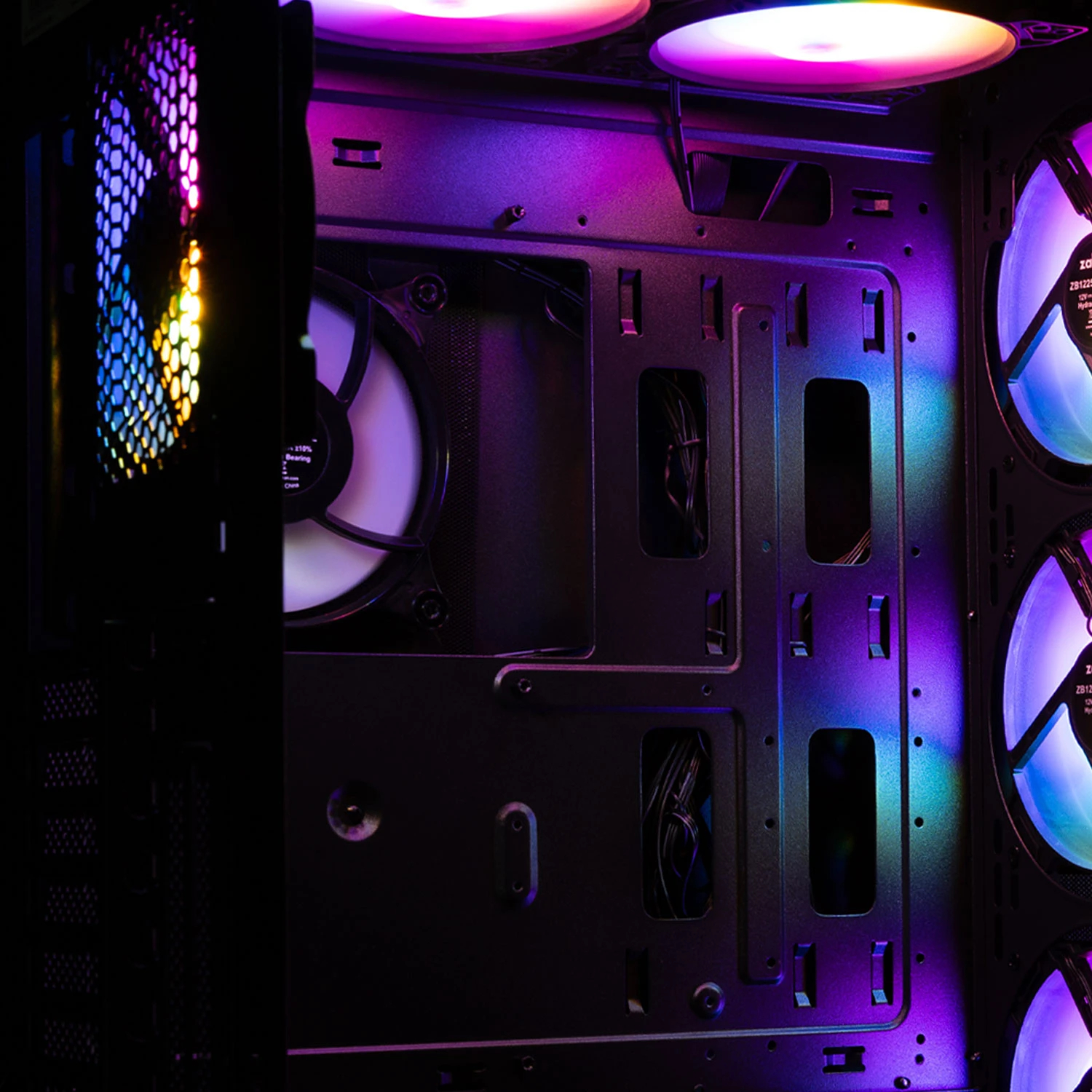 Кутия Zalman N7 PLUS Case ATX - 7 fans included, Tempered Glass