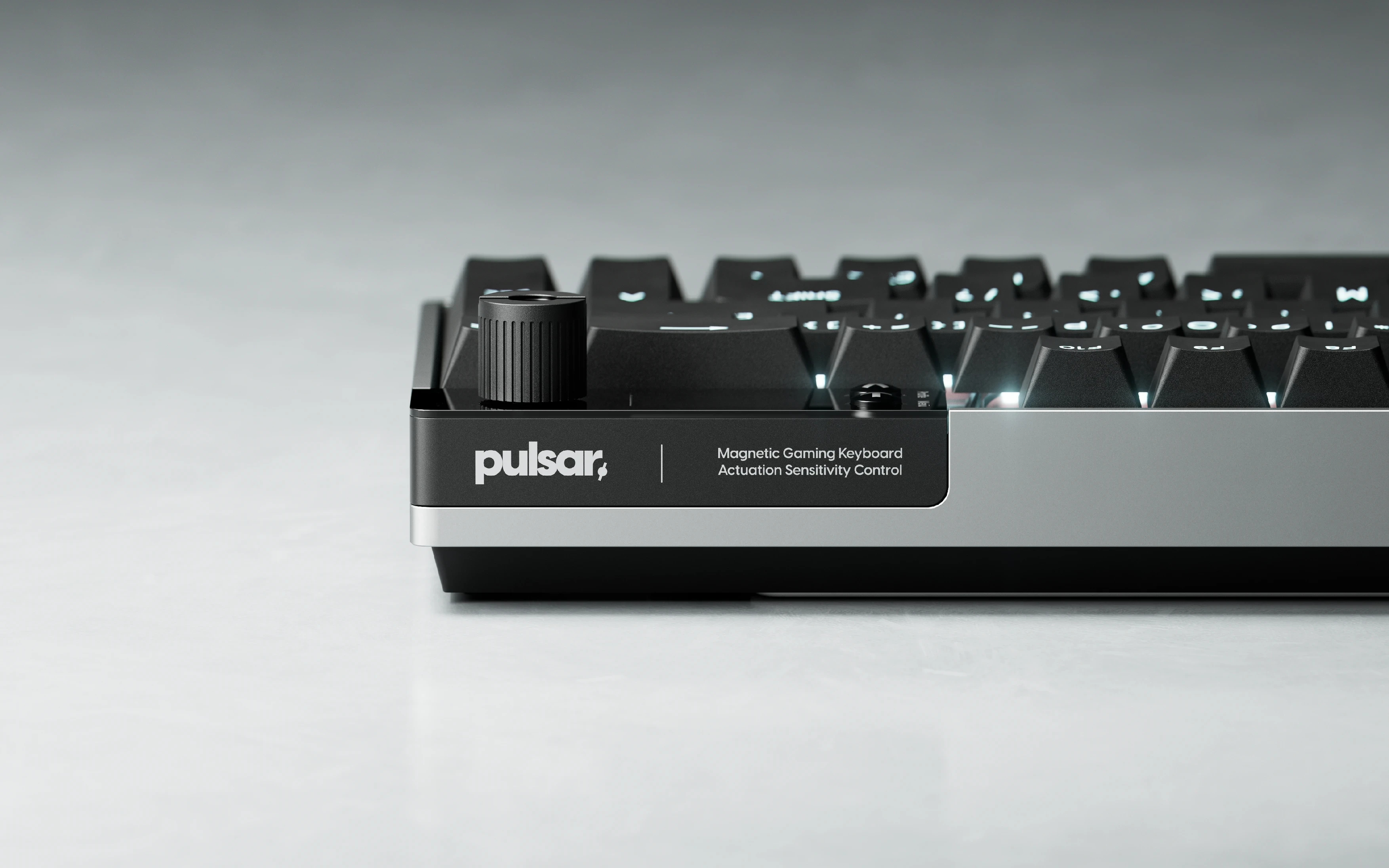 Pulsar професионална геймърска механична клавиатура Professional Gaming Mechanical Keyboard eS HE 70 ANSI Black - 8K, RGB