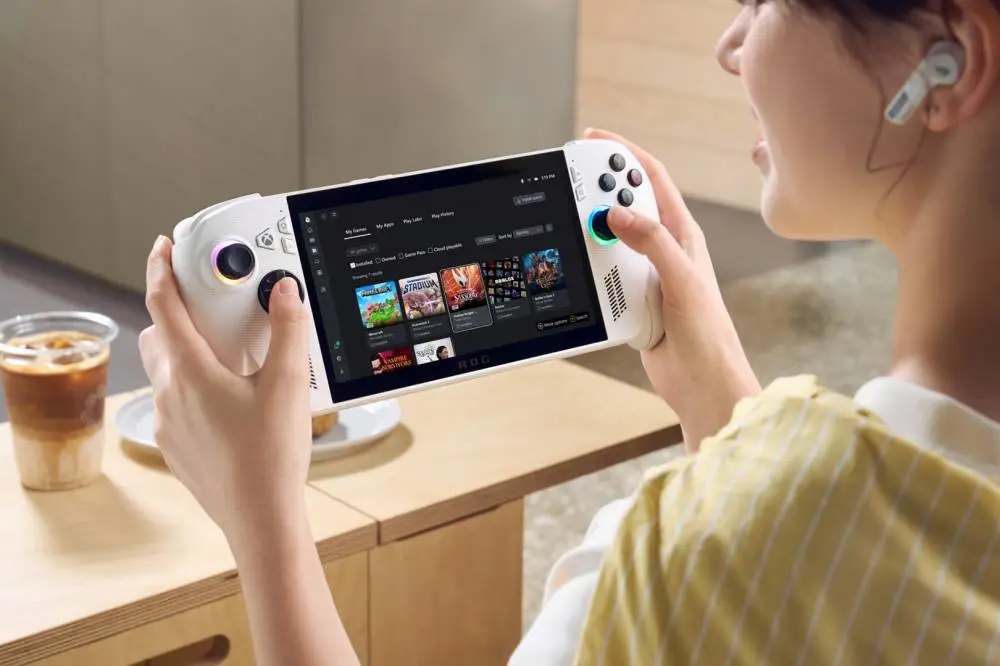 Портативна конзола ASUS ROG Xbox Ally RC73YA-NH002W Portable Game Console 512 GB Touchscreen Wi-Fi White