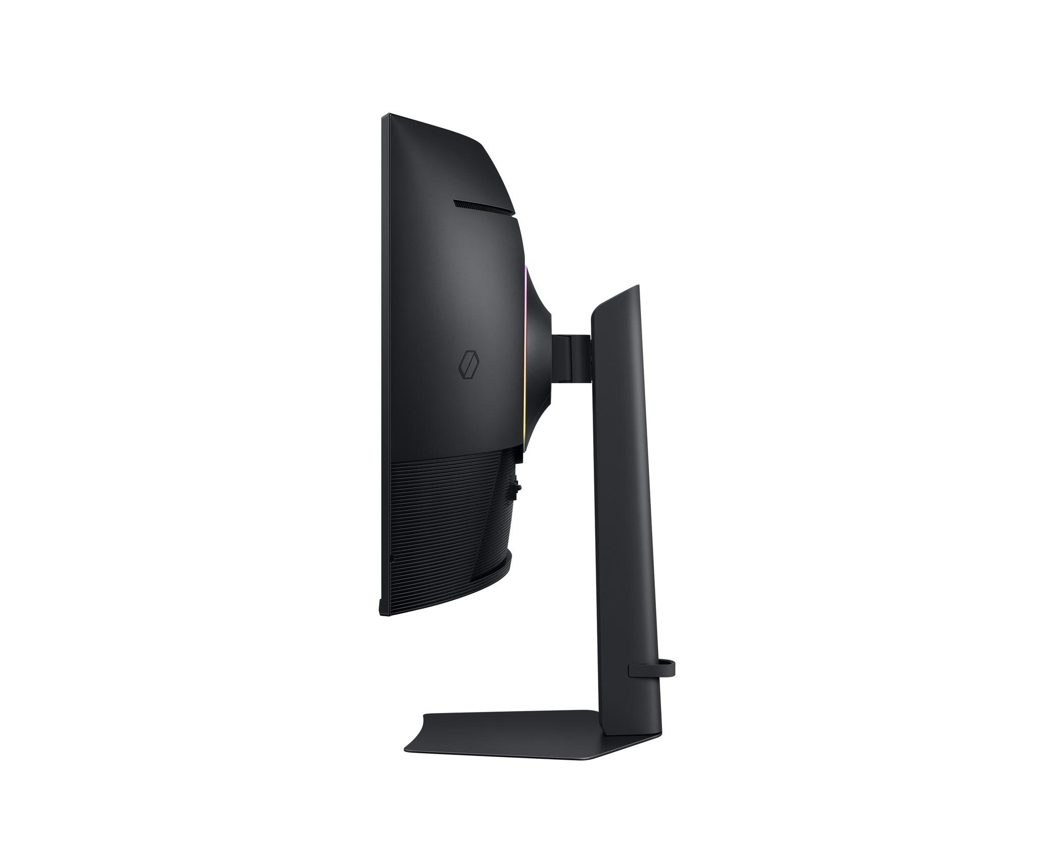 Монитор Samsung Odyssey G7 G75F - 37" Curved 1000R 4K UHD 3840x2160, 165Hz, 1ms