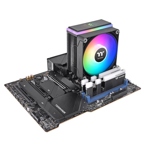 Охладител за процесор Thermaltake Astria 200 ARGB