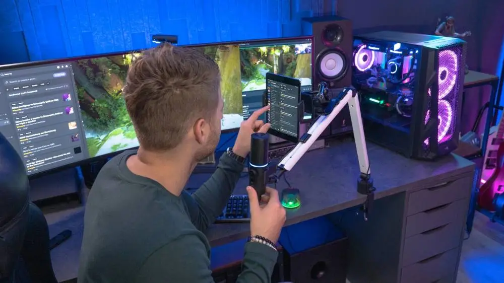 Streamplify стойка за микрофон MOUNT ARM - White