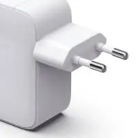 HAMA Бързо зарядно, 30 W, GaN, 2x USB-C, с разтегателен кабел 0.7м, бял