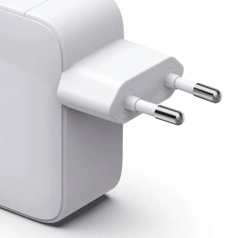 HAMA Бързо зарядно, 30 W, GaN, 2x USB-C, с разтегателен кабел 0.7м, бял