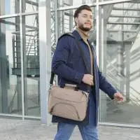 HAMA Чанта за лаптоп "Premium Lightweight", 40 - 41 см (15.6"- 16.2"), бежов