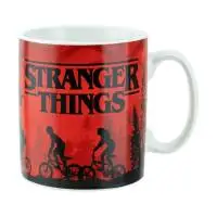 Чаша Paladone: Stranger Things - XL Mug 550ml + Sticker