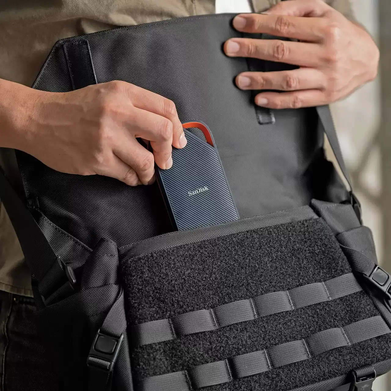 SanDisk Външен преносим SSD твърд диск 2TB Extreme PRO USB4, USB3.2, 3800 MB/s read, 3700MB/s write