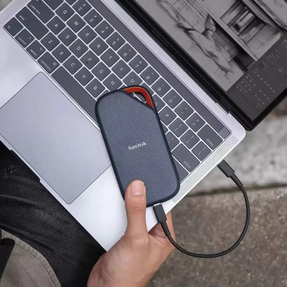 SanDisk Външен преносим SSD твърд диск 2TB Extreme PRO USB4, USB3.2, 3800 MB/s read, 3700MB/s write