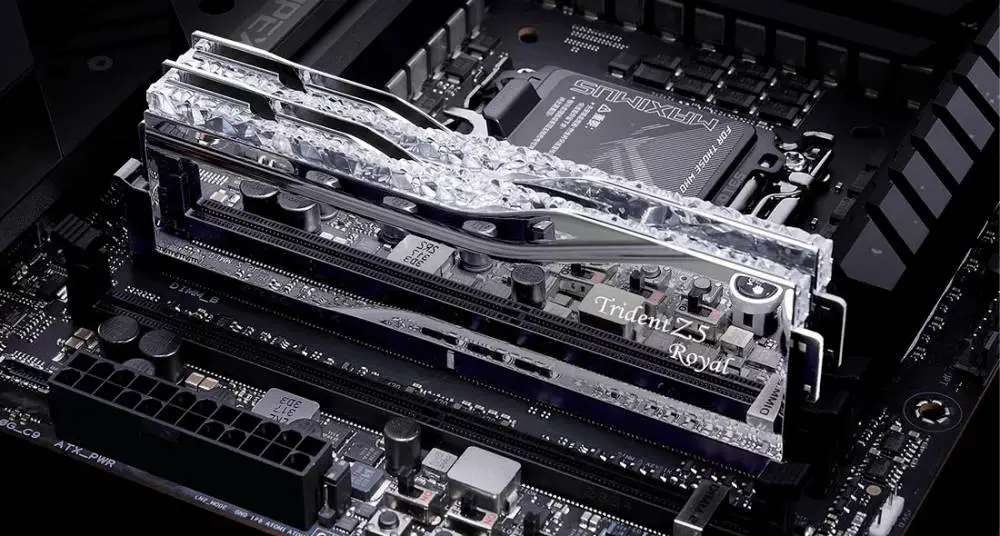 Памет G.Skill  32 GB (2x16) GB DDR5 6400 MHz F5-6400J3239G16GX2-TR5S