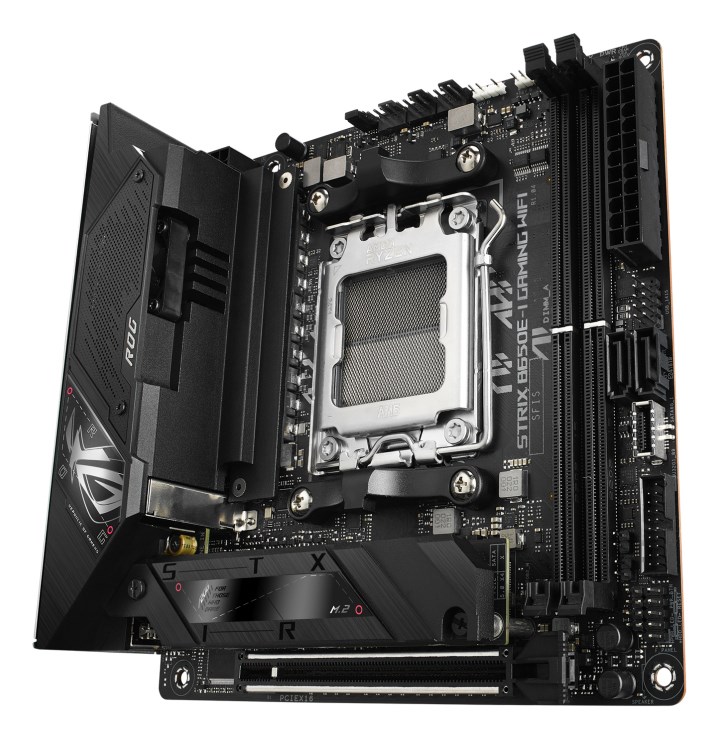 Дънна платка ASUS ROG STRIX B650E-I GAMING WIFI mini ITX