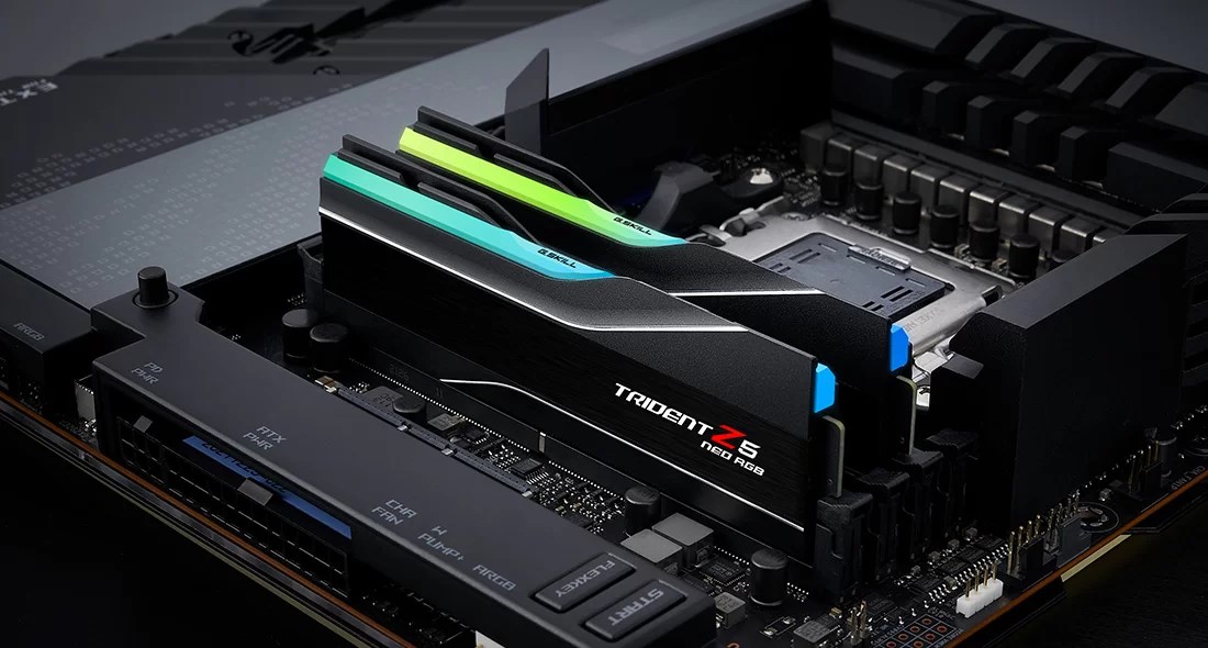 Памет G.Skill Trident Z5 RGB 32GB (2x16GB) DDR5 6400MHz CL30 EXPO/XMP - F5-6400J3039G16GX2-TZ5NR