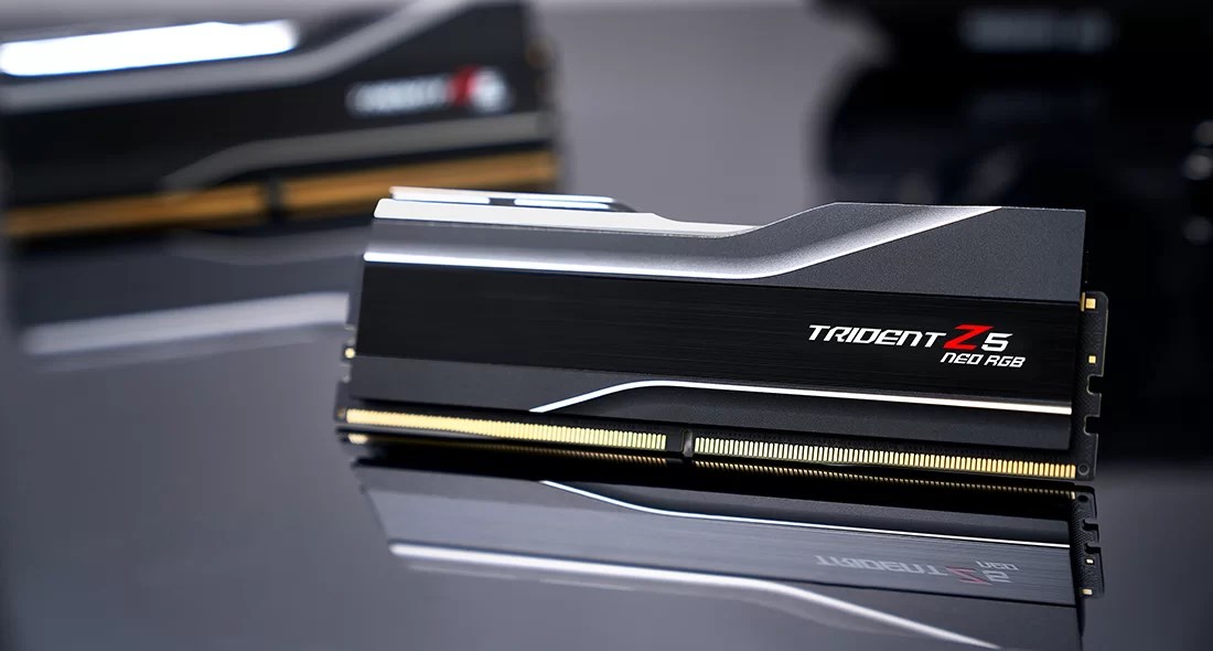 Памет G.Skill Trident Z5 RGB 32GB (2x16GB) DDR5 6400MHz CL30 EXPO/XMP - F5-6400J3039G16GX2-TZ5NR
