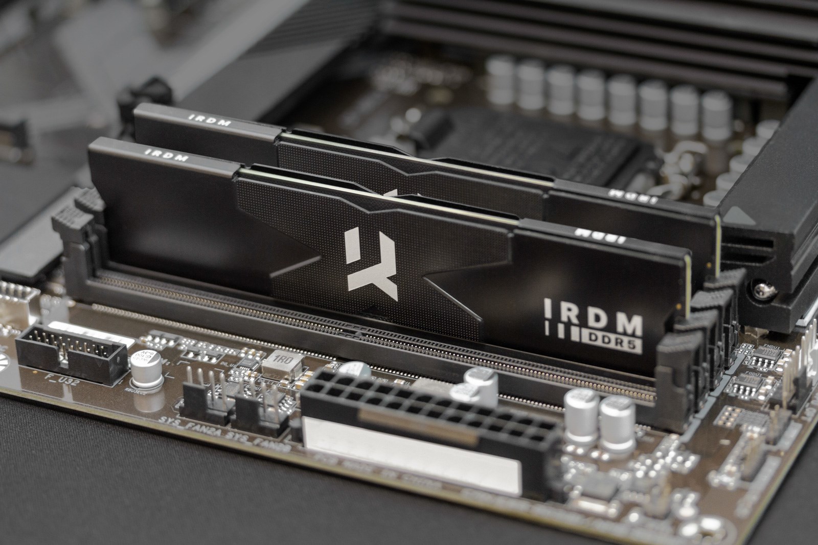 Памет Goodram IRDM 32GB (2x16GB) DDR5 5600MHz CL36 EXPO/XMP - IR-5600D564L36S/32GDC