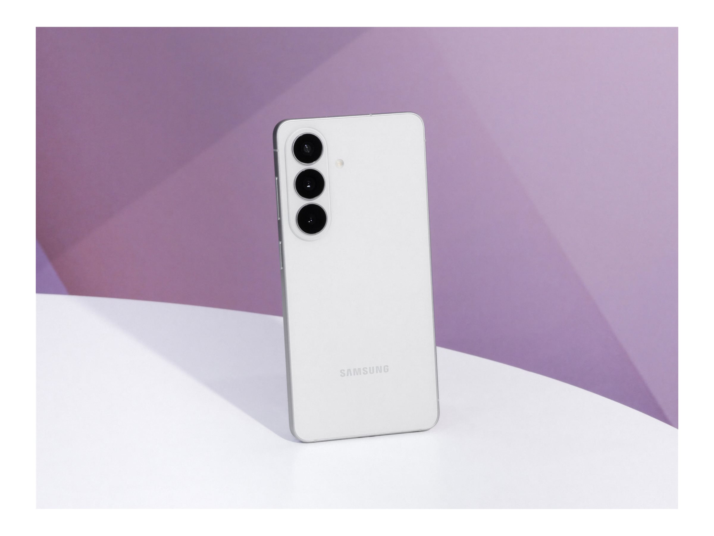 Телефон Samsung Galaxy S26 12GB RAM, 512GB, 5G, AMOLED 120Hz, White - SM-S942BZWHEUE
