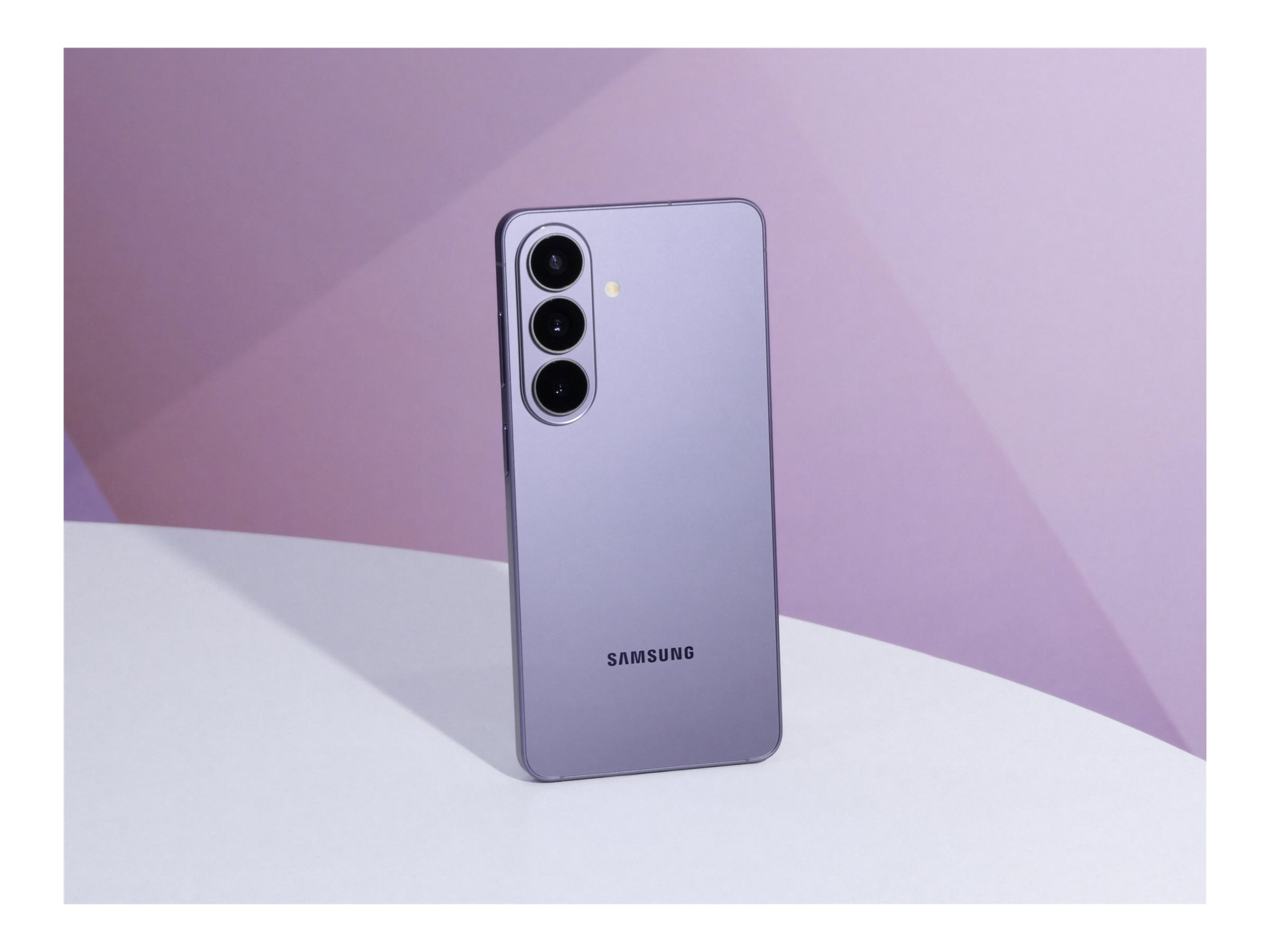 Телефон Samsung Galaxy S26 12GB RAM, 512GB, Exynos 2600, Violet - SM-S942BZVHEUE