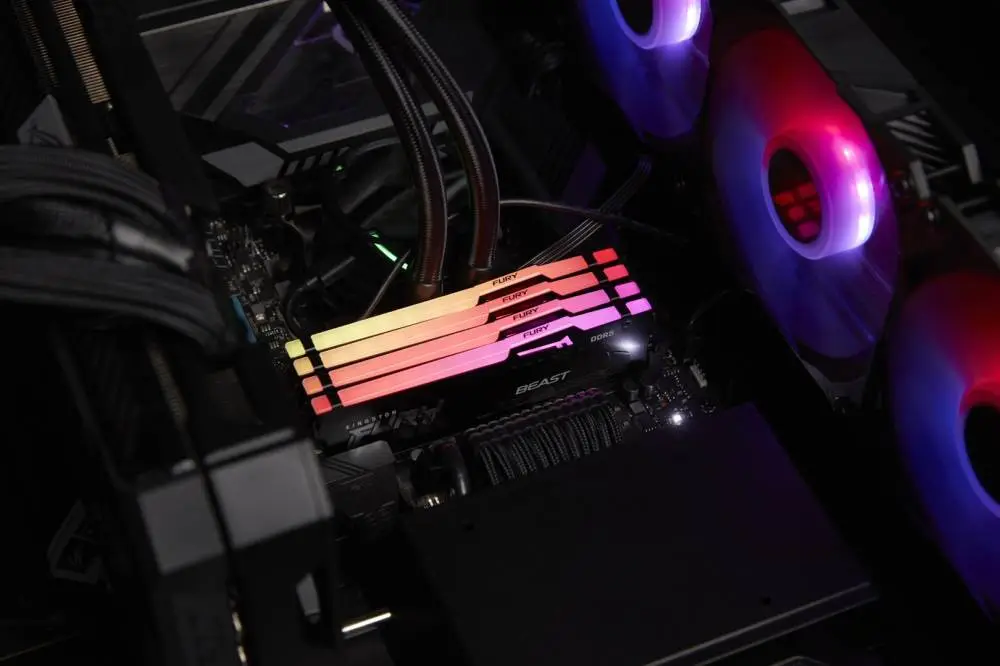 Памет Kingston FURY Beast RGB 32GB (2x16GB) DDR5 6000MHz CL30 EXPO/XMP - KF560C30BBEAK2-32