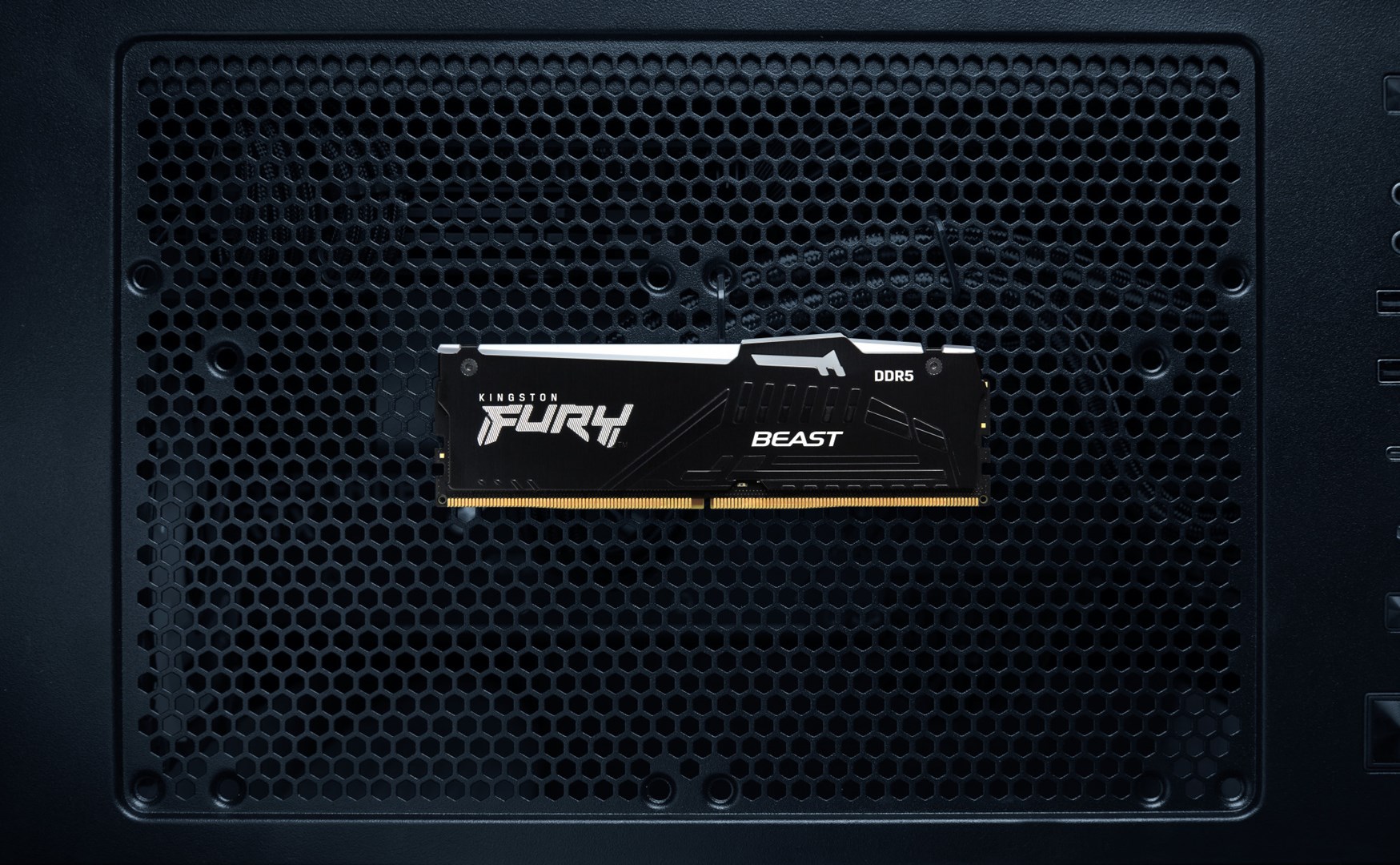 Памет Kingston FURY Beast RGB 32GB (2x16GB) DDR5 6000MHz CL30 EXPO/XMP - KF560C30BBEAK2-32