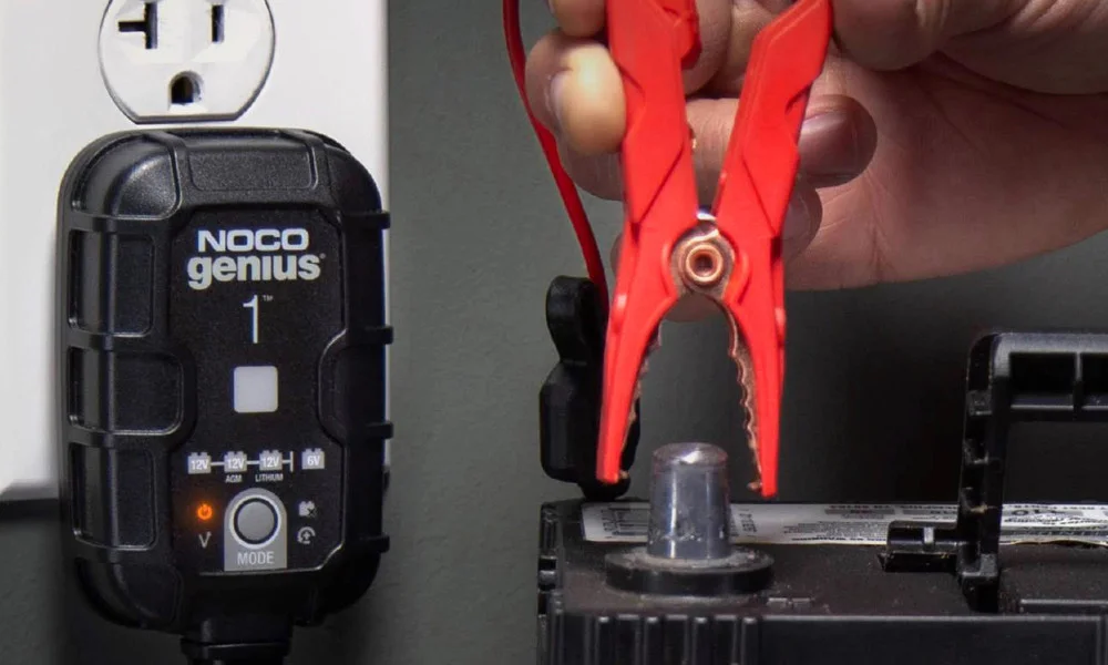 NOCO зарядно за акумулатор Battery Charger - GENIUS1 - 1A