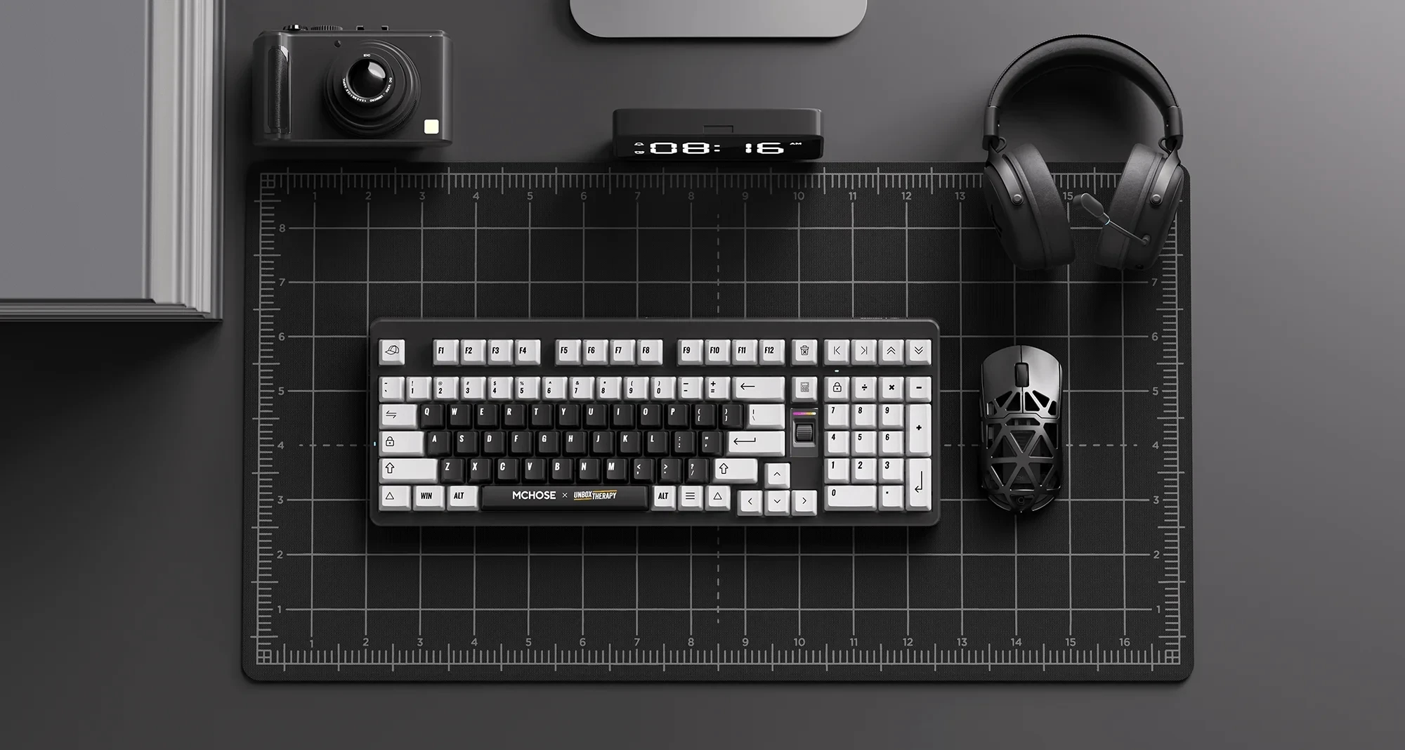 MCHOSE геймърска механична клавиатура Wireless Gaming Mechanical Keyboard UT98 Classic Therapy - Silent Peach V3 Switch [Linear] (English US)