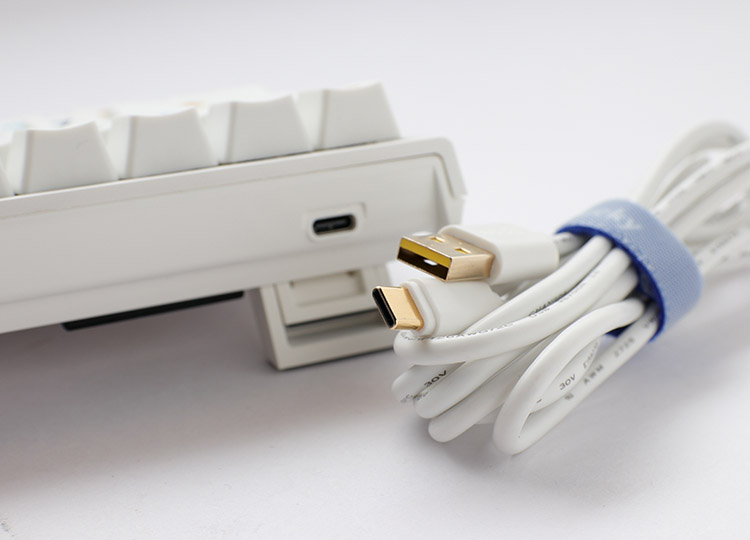 USB Type-C кабел с възможност за откачане